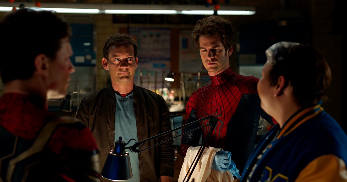 theKomixBro's tweet photo. IMAX Spider-Man: No Way Home [4K UHD HIGH-RES] PICS! #AndrewGarfield #TobeyMaguire

💥LIKE &amp; RETWEET💥

#4K #IMAX #MCU #Spidey #Spiderman #Zendaya #DocOct #NoWayHome #TomHolland #peterparker #SpiderVerse #DoctorOctopus #AmazingSpiderMan #SpiderManNoWayHome https://t.co/WrXCaWeYJX