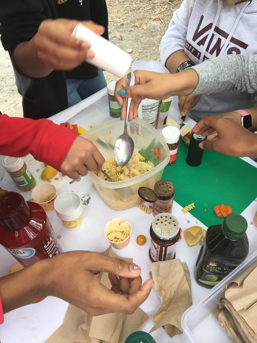 ElanaMintz202's tweet image. Let your employers, schools &amp;amp; elected officials know how essential it is for us to safely enjoy our school grounds, greenspaces &amp;amp; waterways, and for children to have #EquitableOutdoorLearning opportunities in every #PublicSchool. @UrbanAdvSquad #ThisIsOutdoorLearning (4/4)