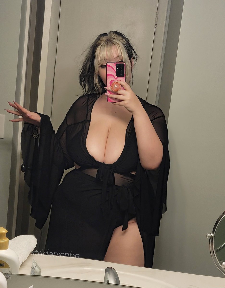 striderscribe 💕 on Twitter: "beach today! im on family vacation so i