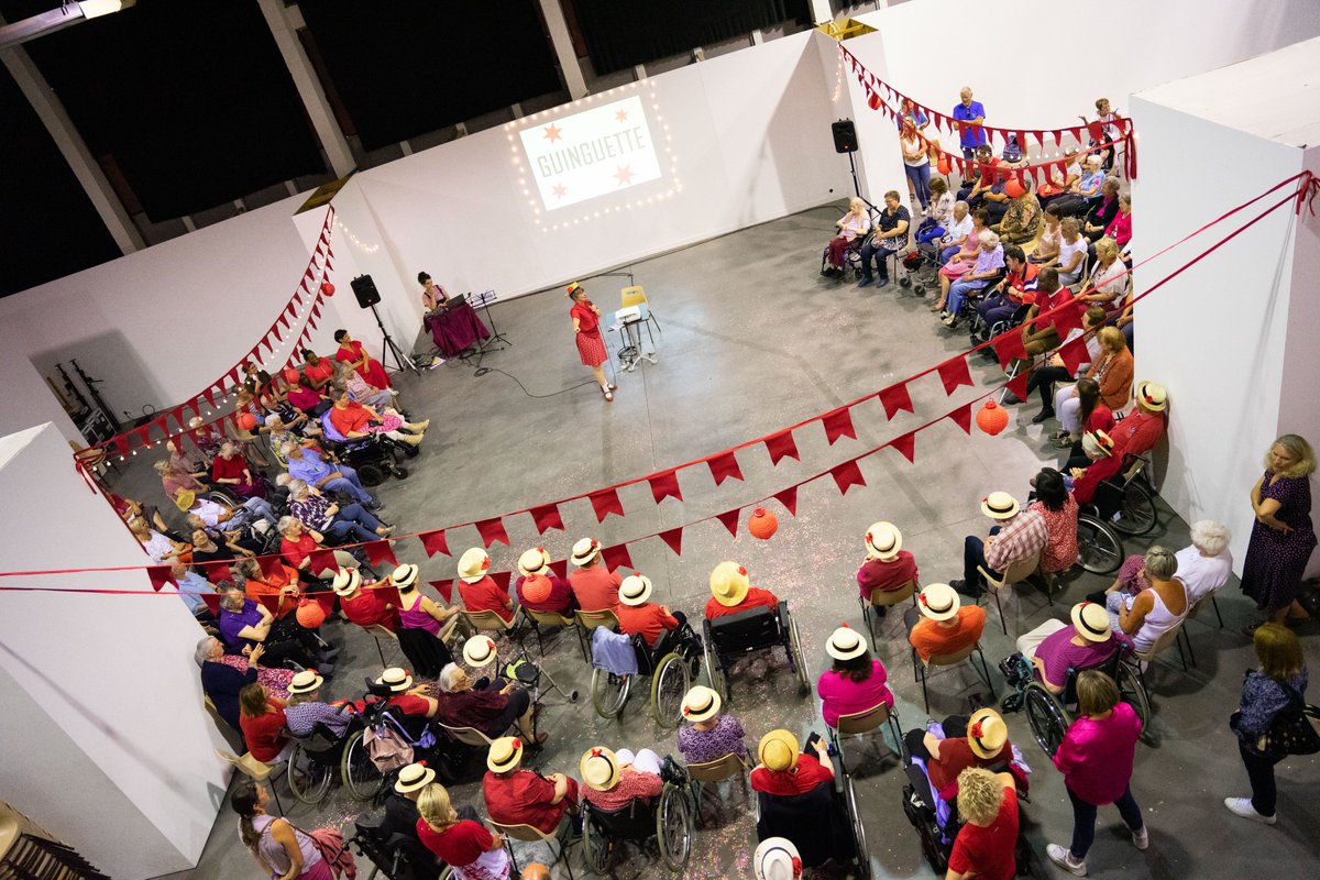 CHLaval53's tweet photo. Merci à l'association Poc Pok, à l'@ars_pdl et la DRAC qui ont financé ce projet dans le cadre d'un appel à projet #Culture & #santé .
Bravo à tous👏
#3LF #laval #mayenne #ehpad #DRAC https://t.co/KkGOV6KHPU