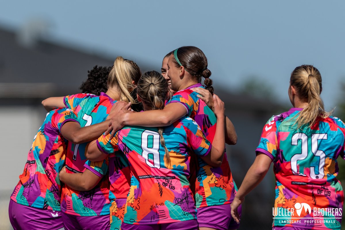 WPSLCentral's tweet photo. POV | @SiouxFallsCity showing us how it feels waking up Monday morning with  6️⃣ points and ✌️shutouts

📸 @TravisGallipo 

#HerGame | #WPSL25 https://t.co/9Q657CxEST