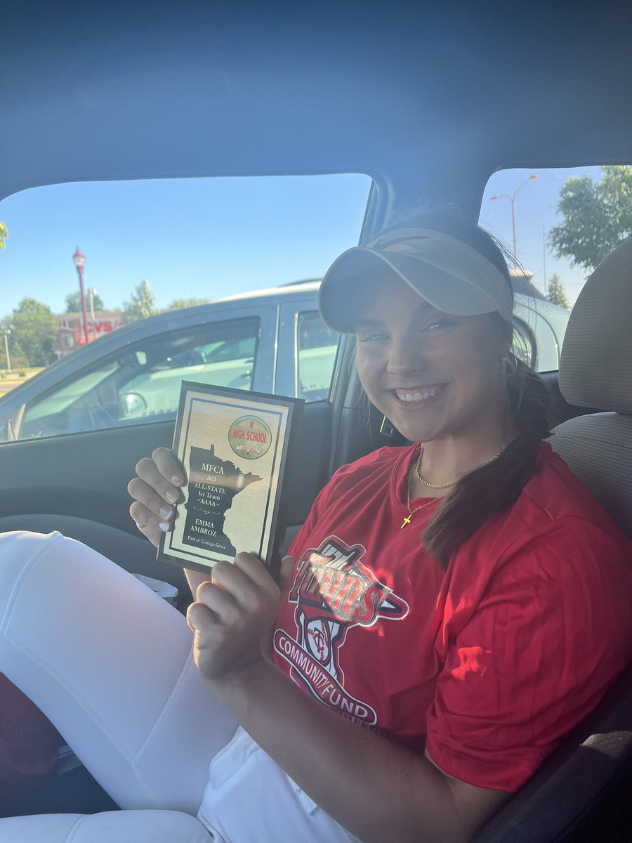 Emma Ambroz tweet media