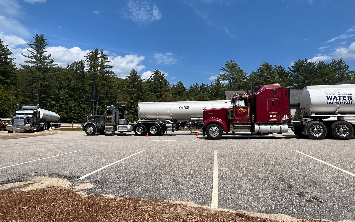 DanforthBay's tweet photo. More exciting progress on the new pool, with 13 trucks having delivered 6,000 gallons each for a total of 78,000 gallons of water! Before you ask, rest assured we will share an official opening date when we know. π§ππ #mondaymotivation #danforthbay #summeriscoming https://t.co/jo5hwHDvOM