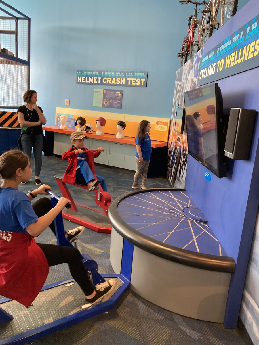 stimsonk's tweet photo. Field Trip Fun!  #newhtfd https://t.co/MYgTn0Vbry