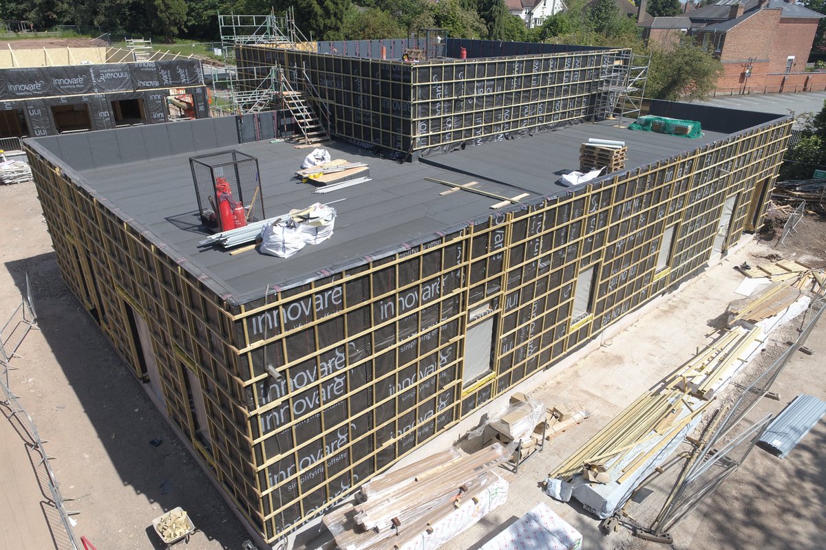 AdvRoofClad's tweet photo. Another new project well underway for Advanced Roofing &amp; Cladding, installing Bauder Flat Roofs hot melt roofing systems across the site which when finished will be a new school on the outskirts of Derby City Centre

#advroofclad #roofing #construction #derby https://t.co/8MNaOOuLjf