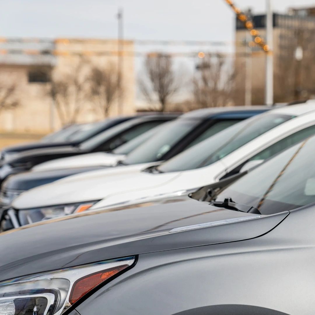 CPointe1's tweet photo. There's no doubt that our vehicles look great in photos, but we know they'd look even better with you behind the wheel -- stop by today! #CrossPointeAuto #CarDealership #CarSales #UsedCarSales https://t.co/a08gv7FPcm