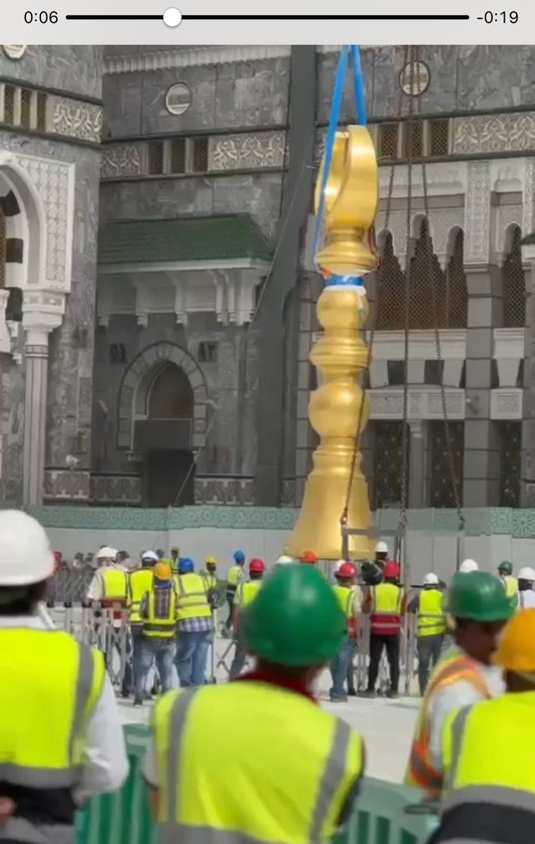 GilaniHamzah's tweet image. Big news from Two Holy Mosques: Engineering plan for Bab Al-Malik Abdulaziz Gate minarets is completed with the addition of crescents. Extending Islamic landmarks worldwide #IslamicArchitecture #TwoHolyMosques