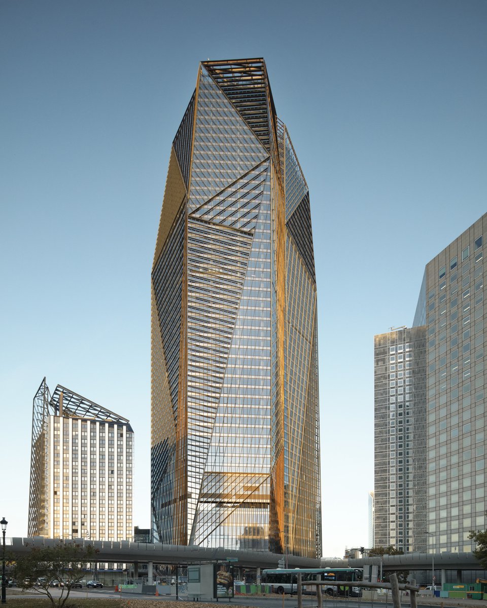 🔴 NEWS - L' <a href="/HeklaTour/">Tour Hekla</a> située à Paris La Défense va accueillir un nouveau locataire : le leader en conseil et courtage, WTW (ex-Gras Savoye) ! 🙌

linkedin.com/feed/update/ur…

#Commercialisation #Locataires #WTW #Puteaux #ParisLaDéfense #TourHEKLA