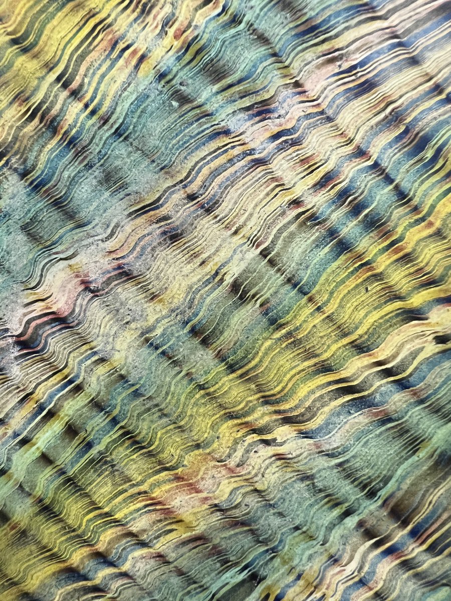 Monday starting off on the right foot with some help from the wiggles on this marbled paper, and those colors! 

Marbled paper from the cover of Histoire des Francais, par J.C.L. Simonde de Sismondi (Paris, 1826)

#MarbledMonday #SpottedintheStacks #LibraryCompany
