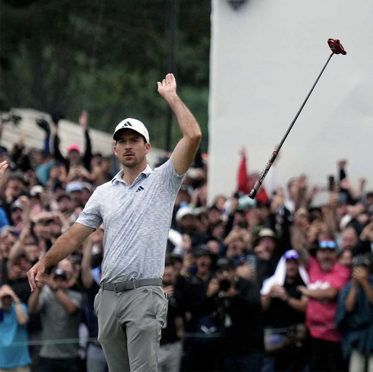 Good morning golfers. Let this picture tell the story. Congrats Nick Taylor! 🇨🇦🍁⛳️🏌️‍♂️🏆👏👏 #playsandpiper #yeggolf