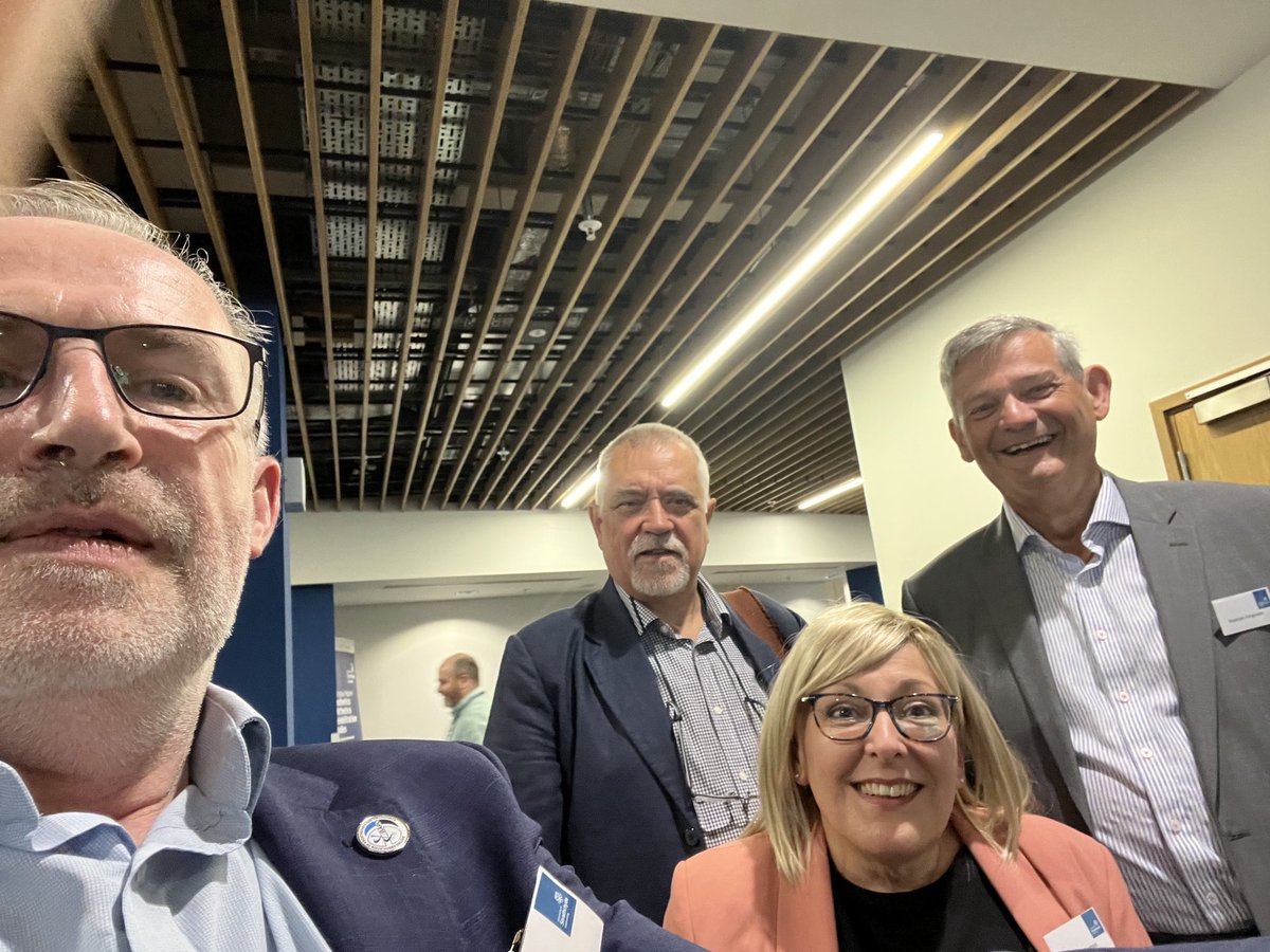 Meeting friends and colleagues in Glasgow 60 years of biomechanics and 50 years of #PandO #StrathBMECelebration ⁦<a href="/BAPO2/">BAPO</a>⁩ ⁦<a href="/UniStrathclyde/">University of Strathclyde</a>⁩