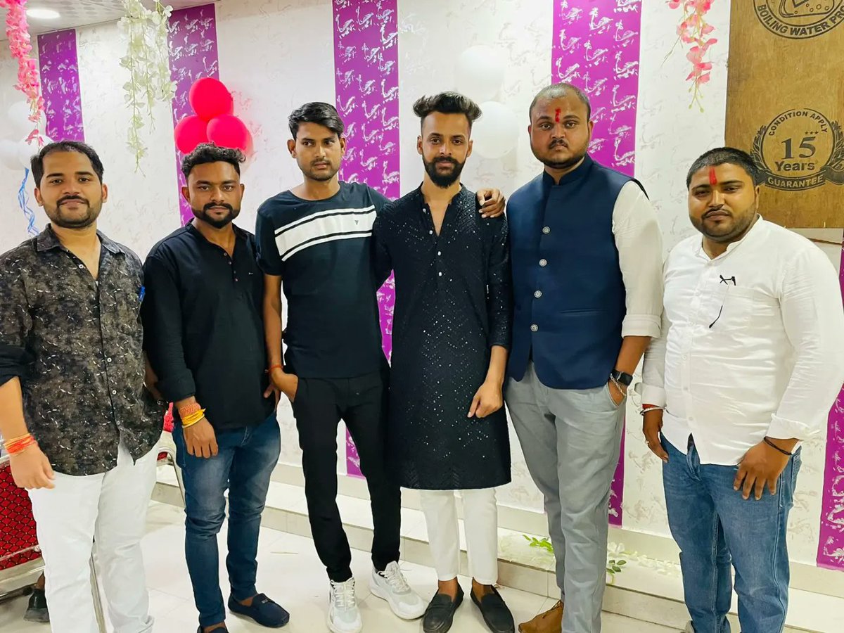 bjp4dharmendra's tweet photo. एकता, अखंडता, विश्वसनीयता - हमारी पहचान

टीम विश्वसनीय मित्र https://t.co/Fz7cmvaWFu