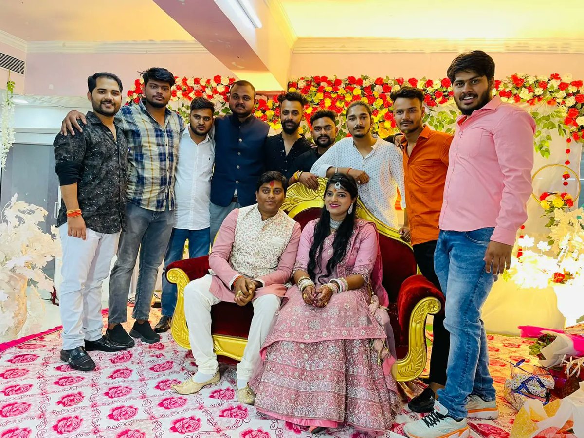 bjp4dharmendra's tweet photo. एकता, अखंडता, विश्वसनीयता - हमारी पहचान

टीम विश्वसनीय मित्र https://t.co/N6Nn6mFaJ4