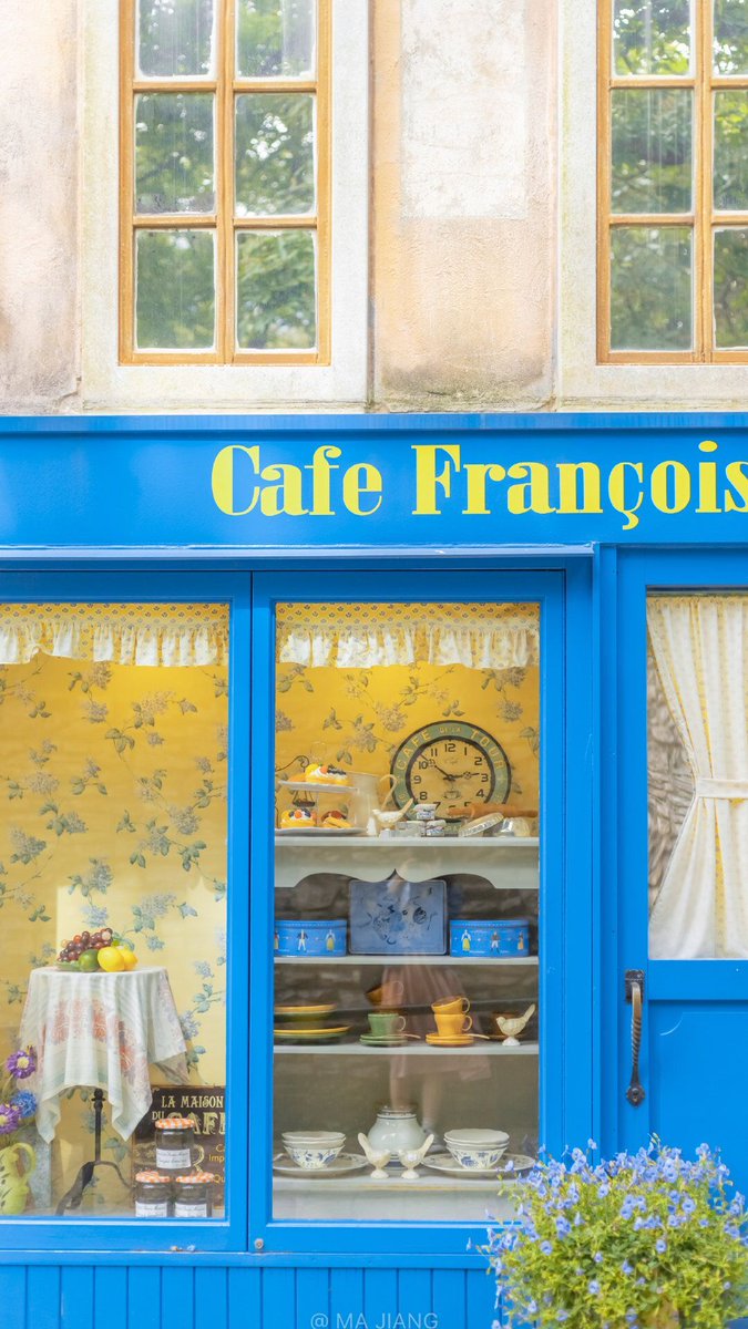 Be an optimistic and contented person, believe that everything is the best arrangement