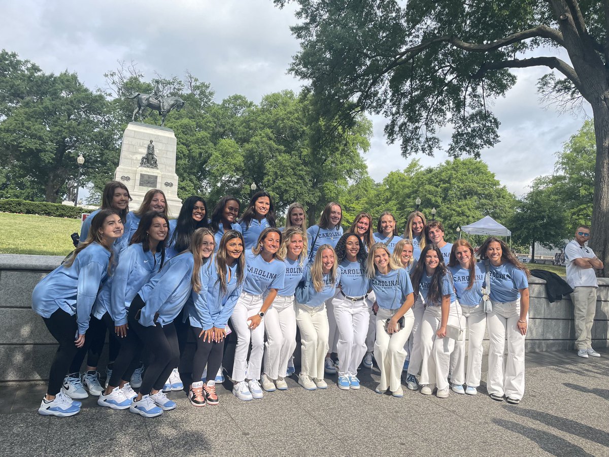 UNCSportPsych's tweet photo. Honored to be visiting the White House with @UNC_wtennis and @UNCFieldHockey! https://t.co/91QCUDSwKY
