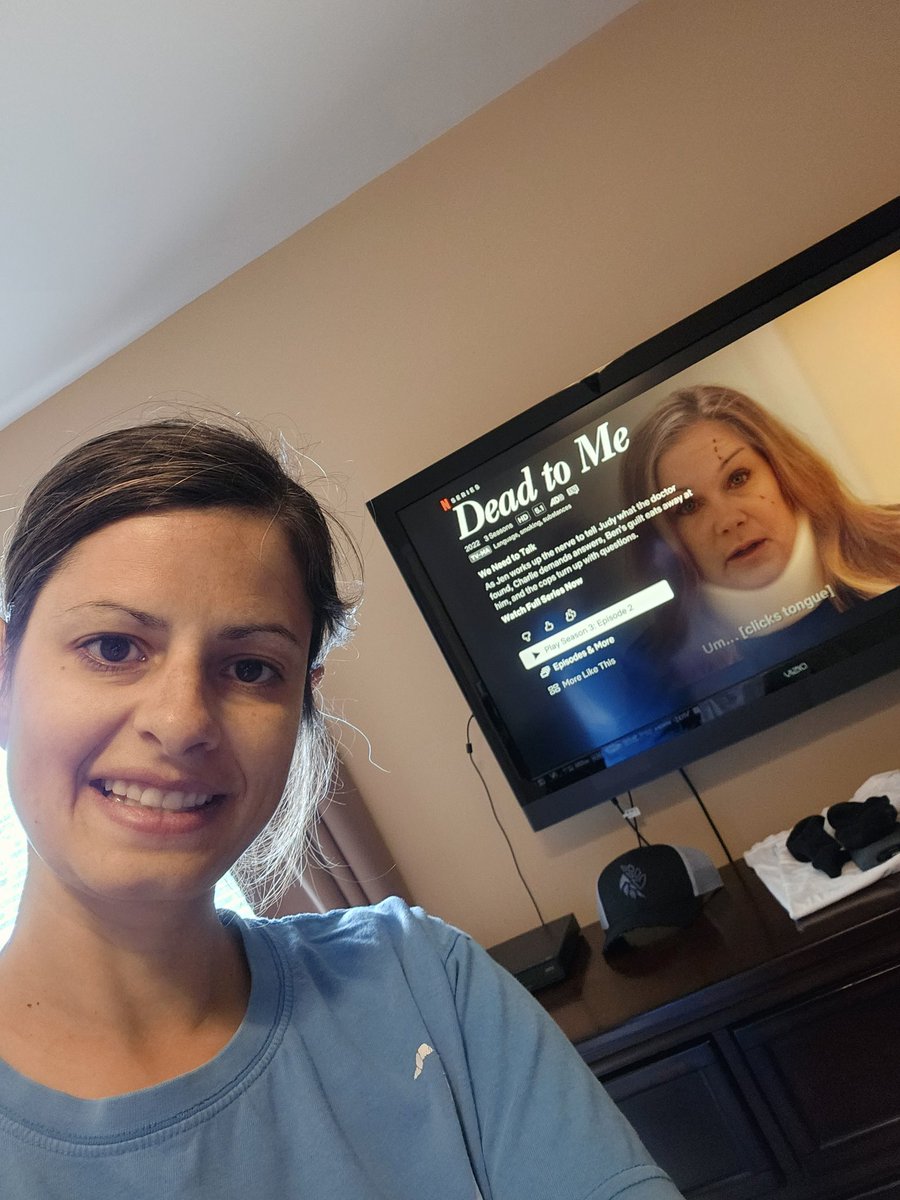 kelli_gould's tweet photo. Finally have time to watch TV without my kids taking over!!
Binge watching the 3rd season 😌
#bingewatchingselfie
#dolphindaysofsummer
@DixieMagnet https://t.co/d3zi0uvssr