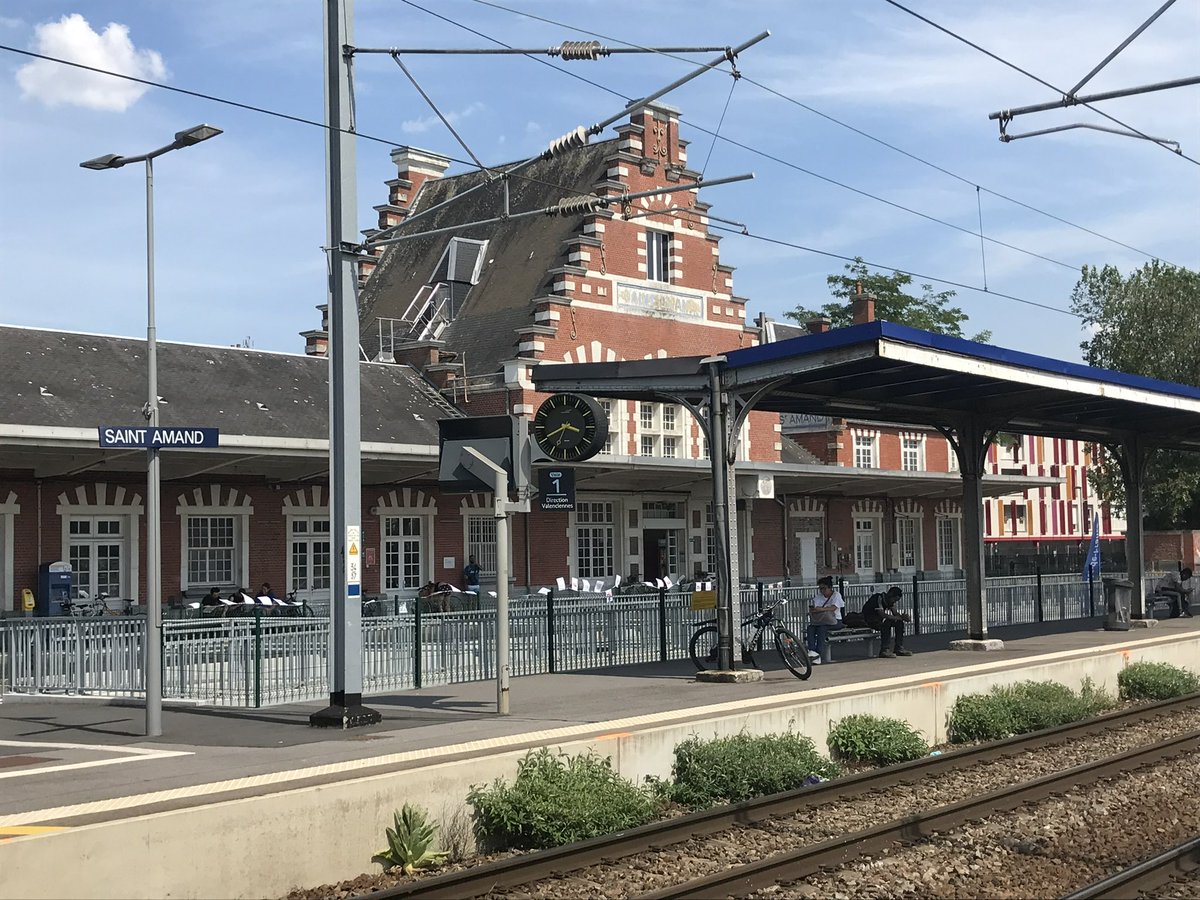 Inauguration de la mise en accessibilité de la gare de st Amand , travaux sur les quais, rampe d’accès , un investissement de plus de 6 m€ par gares et connexion soutenu a 50 % par la région , et 25 % par l’Etat <a href="/hautsdefrance/">Région Hauts-de-France</a> <a href="/TERHDF/">TER Hauts-de-France</a> <a href="/ConnectGares/">SNCF Gares & Connexions</a>