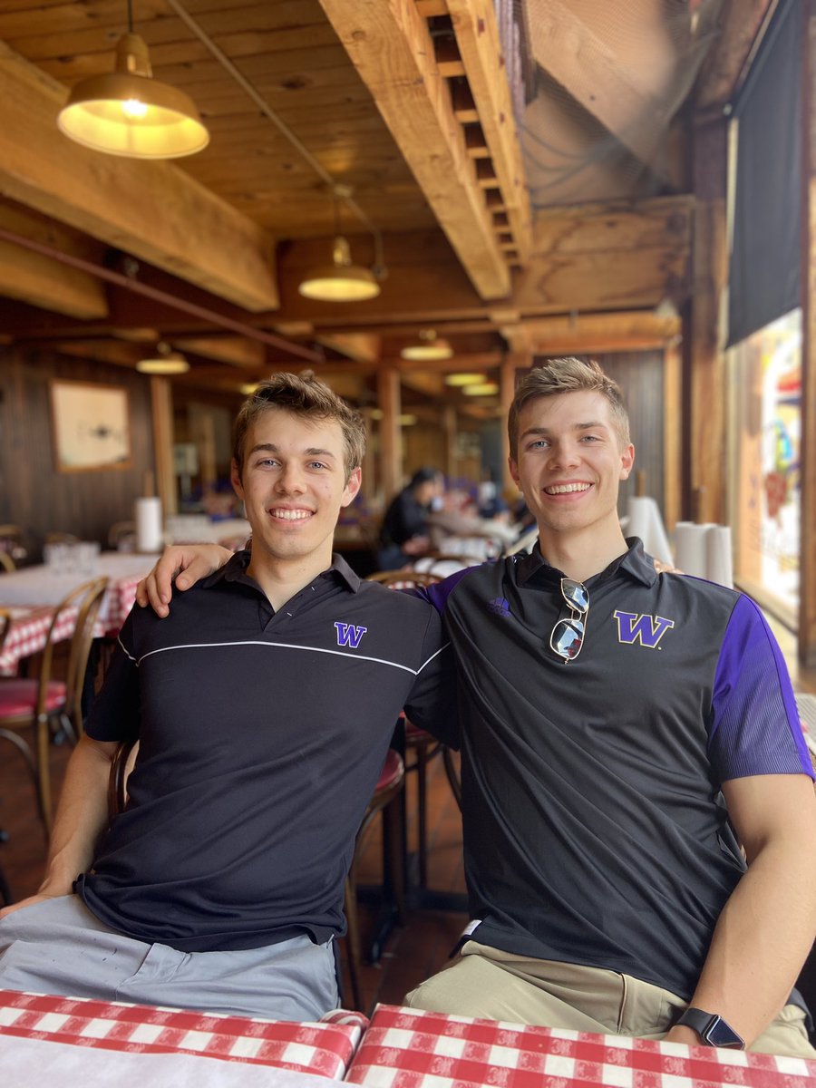 MichellMillman's tweet photo. Let’s gooo! @UW both boys ✅ ✅  Congrats to our youngest! 💛💜 https://t.co/MUU9WIVdrI