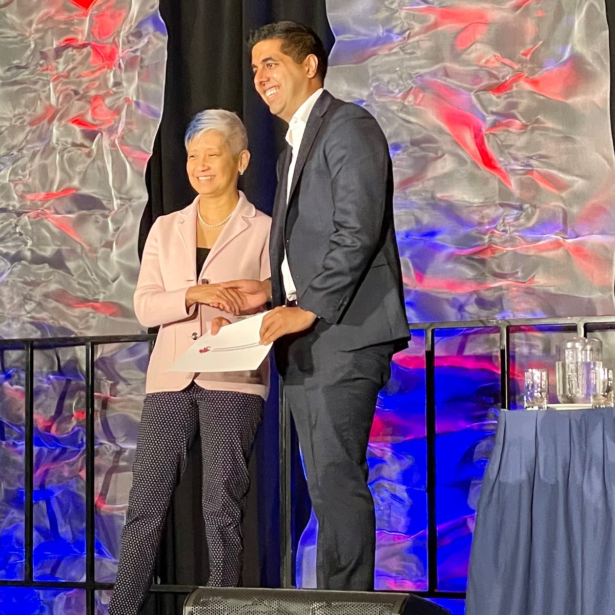 PinnaclePeriop's tweet image. Congratulations to @PinnaclePeriop Co-Director @drladha on being awarded the CAS Career Scientist Award &amp;amp; @PinnaclePeriop trainee @calvdiep on being awarded the Residents&apos; Research Grant at the @CASUpdate Annual Meeting #CASAM2023 @UofTanesthesia @UnityHealthTO @ON_Anesthesia