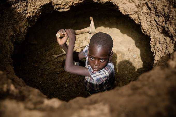 '#HolisticEducation programmes form a key thread in the social safety net that protects children from being forced into #ChildLabour to feed their families.' ~@YasmineSherif1
 
#ECW Executive Director Statement: #WorldDayAgainstChildLabour

👉educationcannotwait.org/news-stories/d… @UN @SIDA