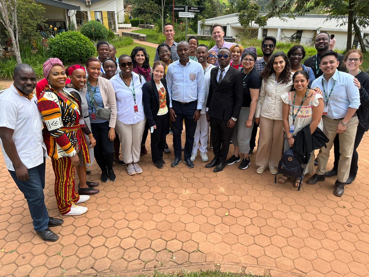 GWFellow's tweet photo. 🇷🇼Our 2023 fellows are returning to their respective communities after a week in Rwanda, learning with and from each other and the @ughe_org team. ❤️

A mix of interactive classroom and experiential learning contributed to the fellows’ growing knowledge of health equity. https://t.co/S3YjpgdKT6