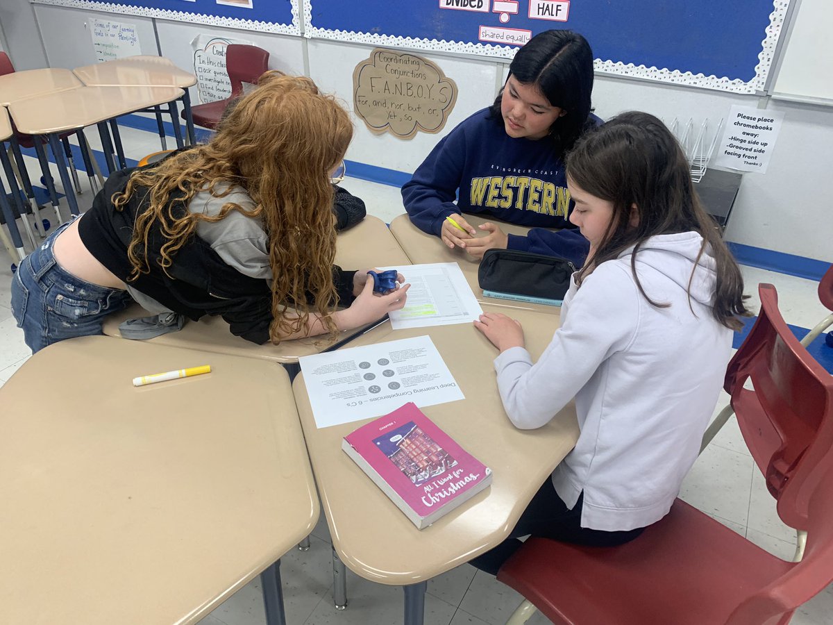 Mrs. Cook tweet media