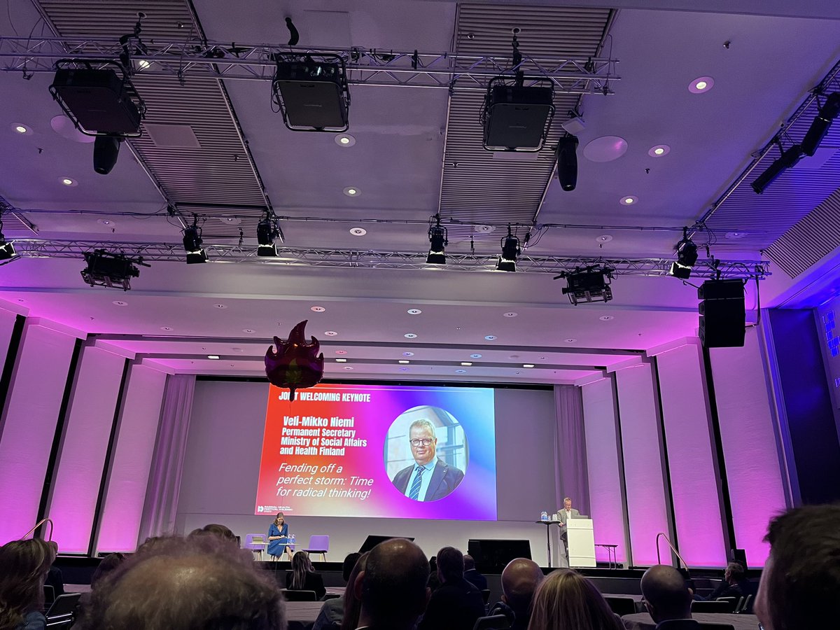 esthermateuc's tweet photo. @suaracoop participa en el Radical Health Festival a Helsinki. Un congres per conèixer propostes innovadores al voltant la salut. https://t.co/6n1LfvSZwB