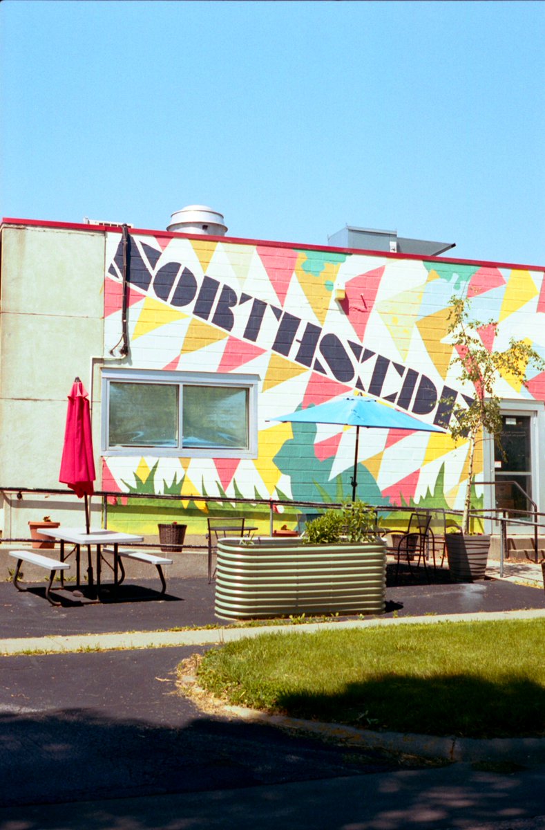 JordanJasa's tweet photo. good morning here's some shots from a sunny day on Iowa City's Northside #believeinfilm #35mm https://t.co/RTTF0ro6uj
