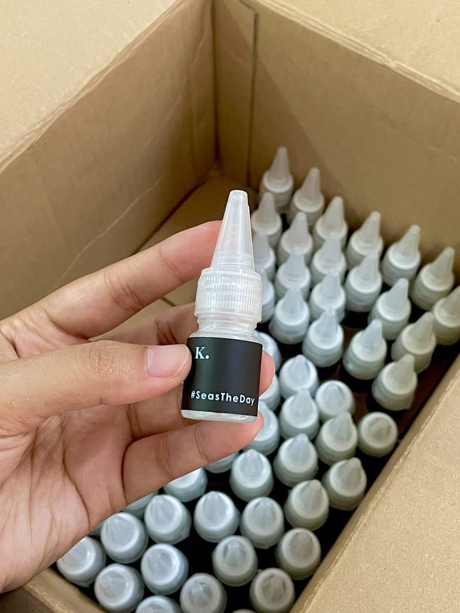 kaymanbeauty's tweet photo. FREE SAMPLE FOR YOU 🐳

We have a few more samples available, so we figured, why not share them with you! 

— Follow us @kaymanbeauty
— RT this tweet
— Reply this tweet with why you want to try this sample + this hashtag #SeasTheDay🌊

The lucky ones will be chosen at random ✨ https://t.co/nwUUBKQ9Sw