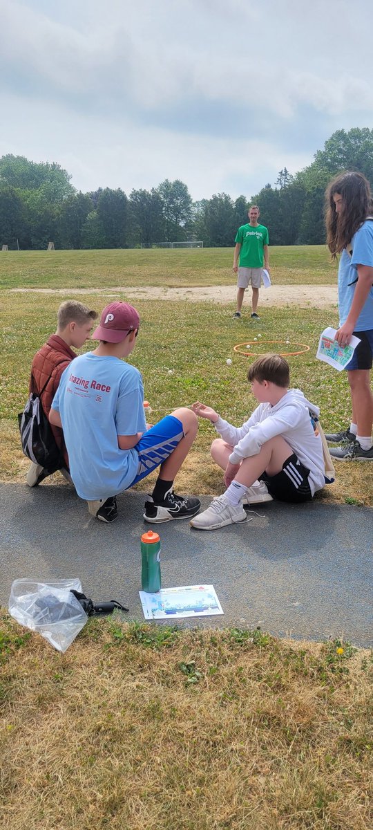 Sling pong hula combined with Angry Birds equals a lot of fun!