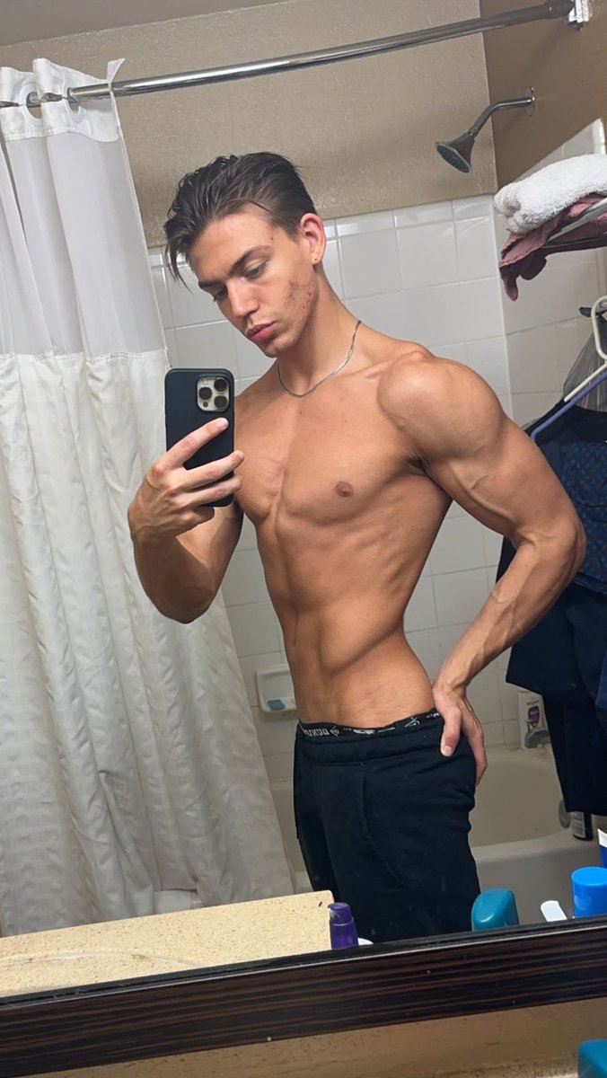 Lowkey_Joeyy's tweet photo. Good morning 🤤 https://t.co/c2q1DneeI3