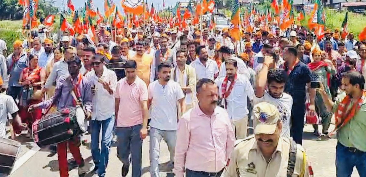 DrJitendraSingh's tweet photo. #Udhampur में हुई जनसभा एवं महारैली में उमड़े जन सैलाब के लिए जनता का तहे-दिल से धन्यवाद तथा भाजपा कार्यकर्ताओं का अभिनंदन। 🙏🏻  #9YearsOfSeva #BJP https://t.co/nu9DFDWaVX
