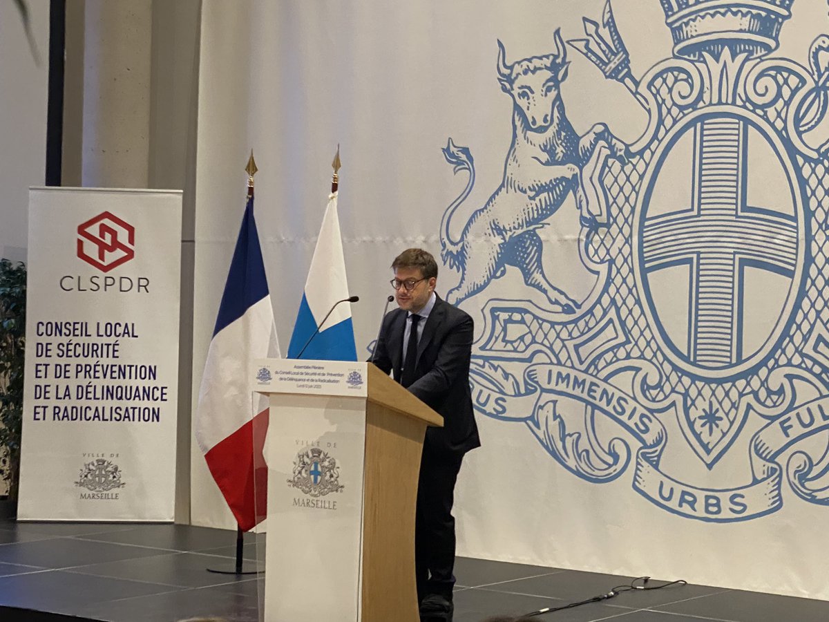 yann_ohanessian's tweet photo. Avec le Maire @BenoitPayan nous avons réuni ce matin les acteurs de la tranquillité et de la prévention en plénière du conseil local de sécurité de de prévention de la délinquance #CLSPDR. Un acte de plus pour prévenir et apaiser, tranquilliser @marseille. 💪 https://t.co/lCwJ6d84Et
