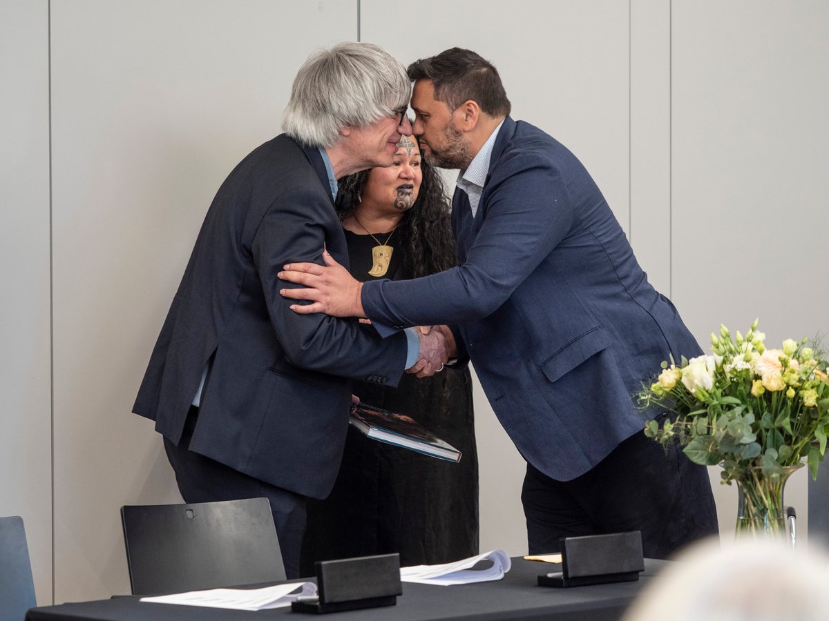 NZinBerlin's tweet photo. Ngā mihi nui and Dankeschön to all German Institutions for their collaboration and commitment to the Karanga Aotearoa #Repatriation Programme. You showed respect and understanding  towards #Aotearoa, #Māori and #Moriori, and demonstrated a strong sense of doing the right thing.🤝 https://t.co/9Li1MpuUTD