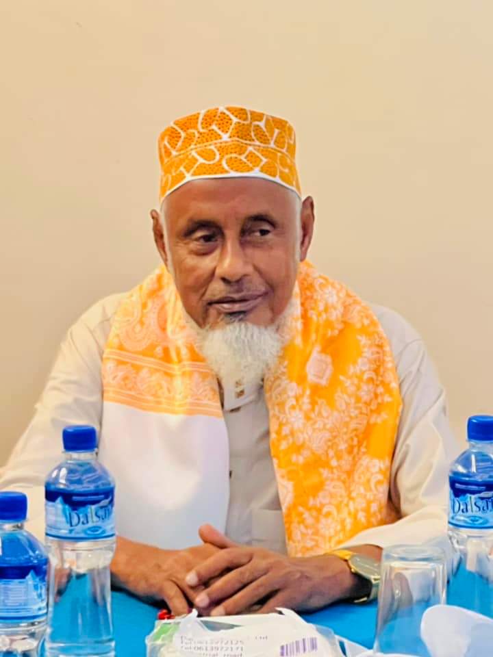 chiefeelay's tweet photo. Waxaan maanta Safar shaqo u aadey Magaalada Muqdisho oo si diiran naloogu soo dhoweeyey aniga iyo wafdigii aan hogaaminaayay. https://t.co/R7u4j00nbj