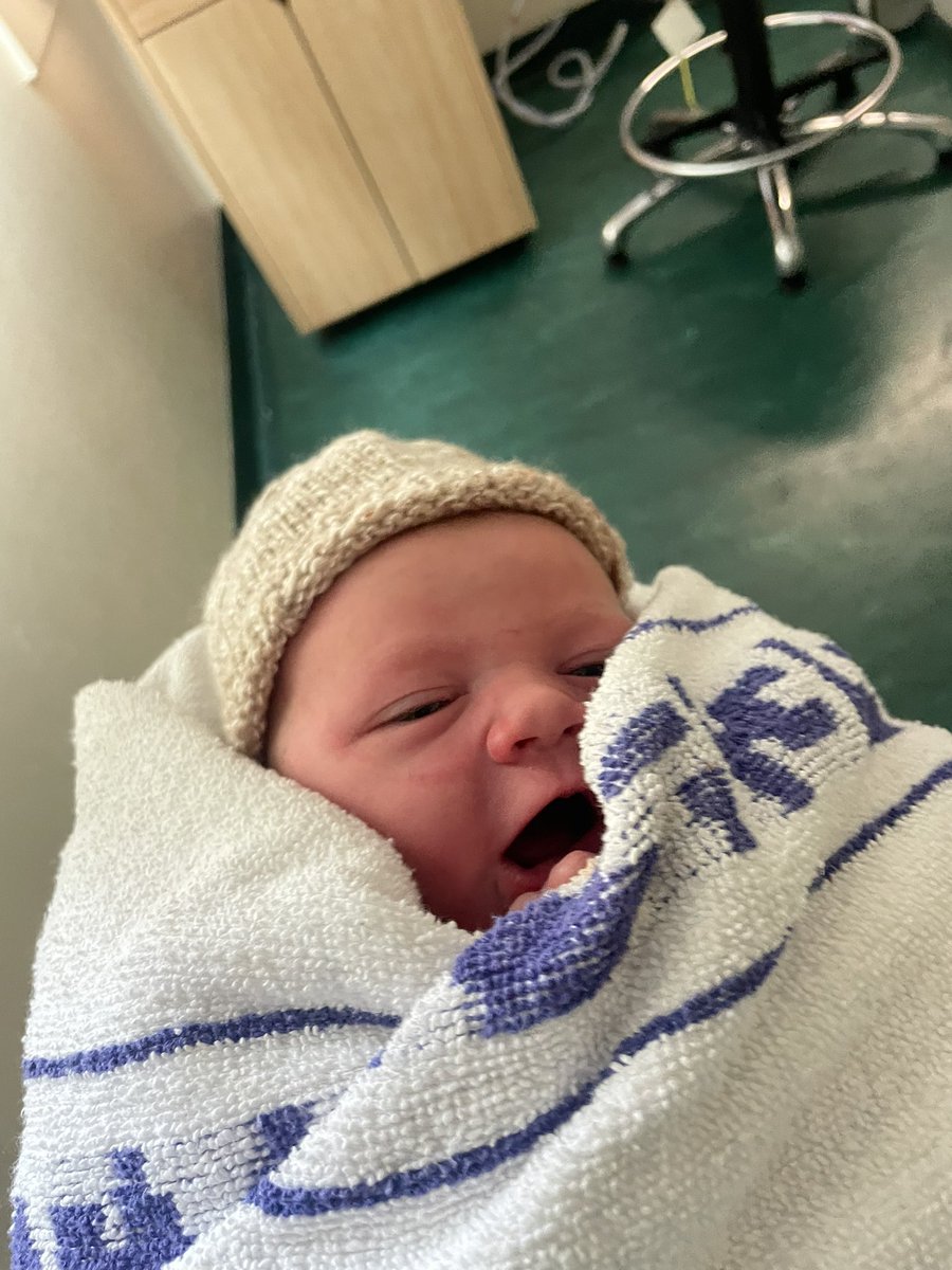 AliGraham27's tweet photo. Welcome to the world Vinnie James Graham 👶🏼❤️ https://t.co/EhBb38BZua