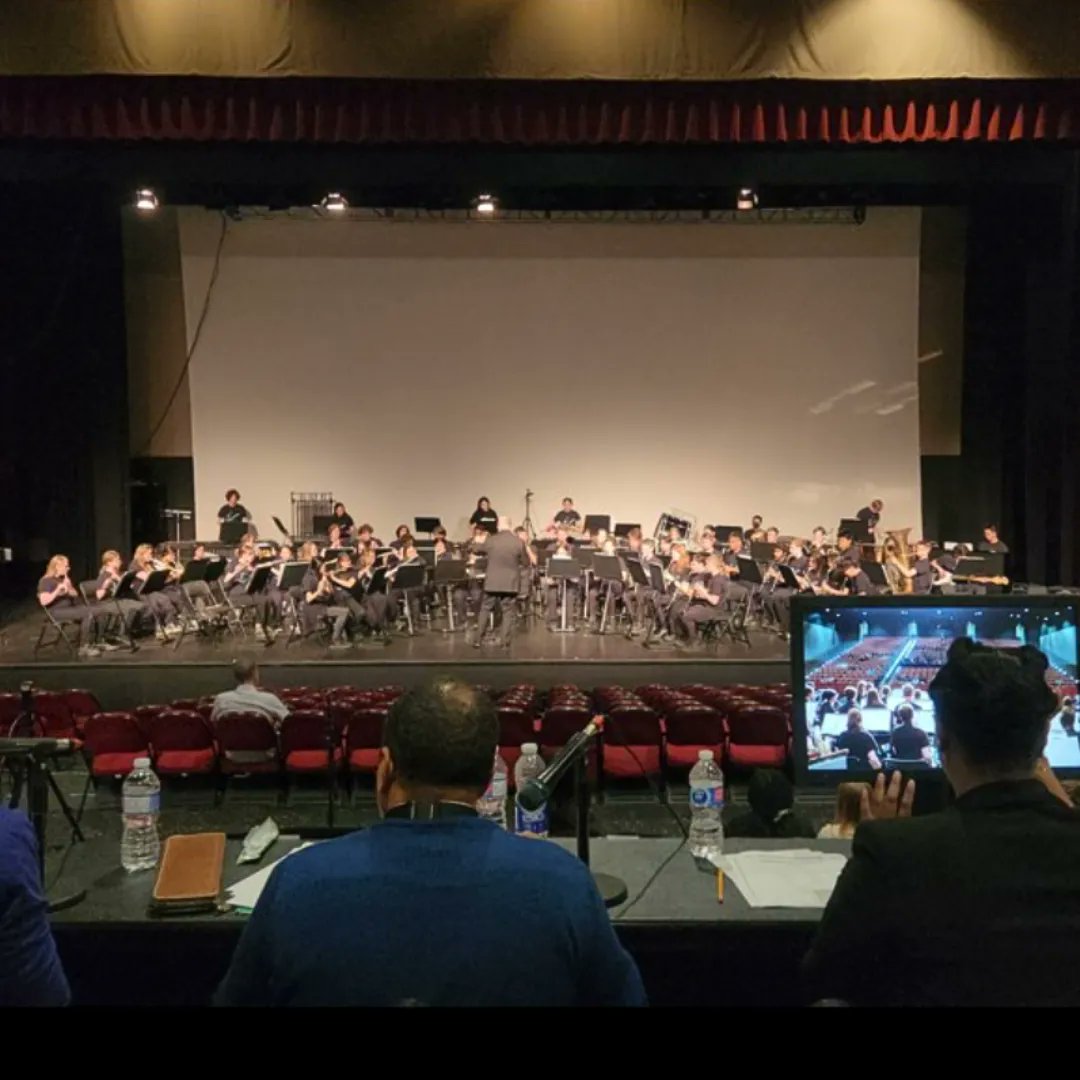 Guelph Collegiate Vocational Institute and Centennial Collegiate Vocational Institute in Guelph impressed at #Musicfest in Niagara Falls. "The Nationals" gathered students and educators nationwide for North America's largest music convention! Read more: buff.ly/43zyIoi