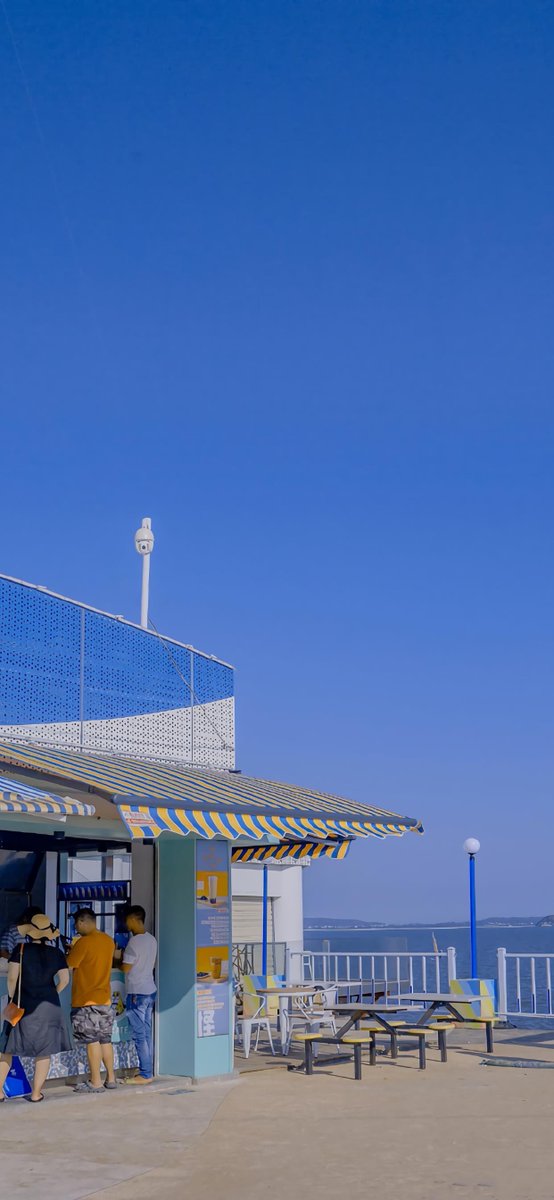 Will fall into the gentle twilight, will fall into you.