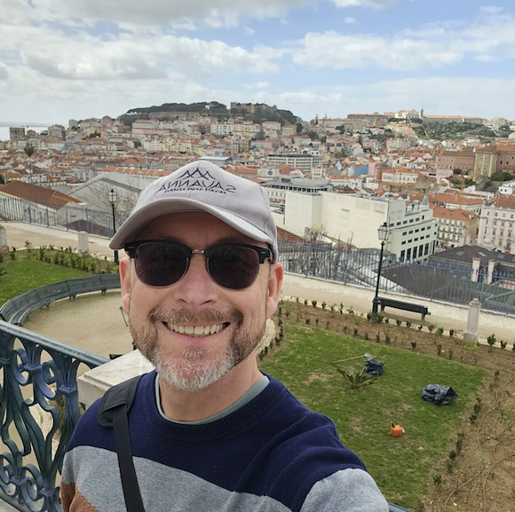 Wish Lisbon was my home. Find out why I can't stop loving Lisbon. imoutahere.com/loving-lisbon #Lisbon #Portugal #travelbloggers #travelblogging #bloggersofinstagram #tblogger #thattravelblog #bloggerlife #bloggerslife #bloglife #travellifestyle #travelpreneur