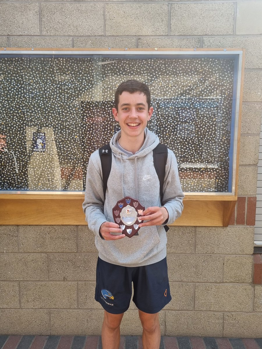 🏆The Rugby Interhouse was competitive right up until the last match🏆

1st - Cowan 🔵
2nd - Port 🟡
3rd - Barton 🔴
4th - Anderson 🟢

Congratulations to Cowan on a superb performance to beat Port by just one point 👏🔵👏🔵