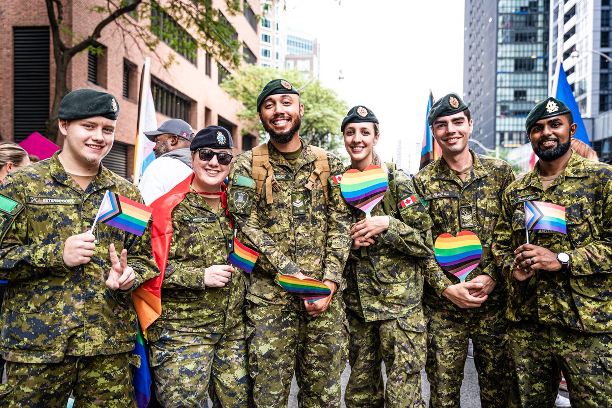 Canadian Army tweet media
