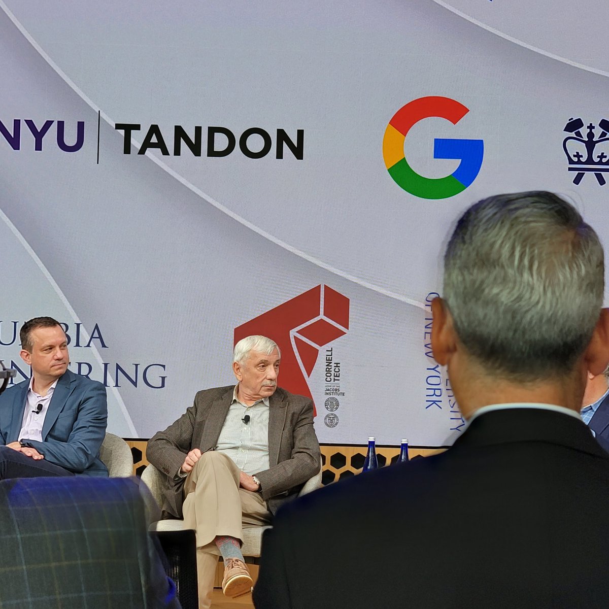 Sayar Lonial tweet media