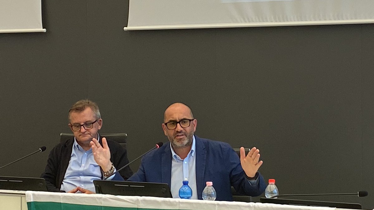 CislLombardia's tweet photo. 📢 “Legge Delega per la non autosufficienza”

Il Segretario Confederale Andrea Cuccello ha chiuso i lavori della mattinata di confronto sui temi dell’assistenza agli anziani non autosufficienti ⤵️ https://t.co/K8ZpZvfADc
