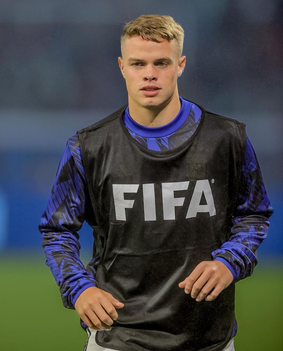 Hoy cumple mejor 5 de la liga profesional, el pibe selección, hoy cumple el fulbo, feliz cumple nachito!