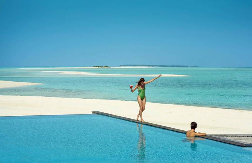 arenatours's tweet photo. Surrender to the beauty of Maldives’ UNESCO heart from the new Landaa Giraavaru!
Snorkel with mantas; rehabilitate sea turtles; and experience world-class wellness at one of the world’s most beautiful islands.
#arenatours🌞#theparadiseinyourhands
🌴Book on https://t.co/gMltHS3mJM https://t.co/JnYPtHzlbL