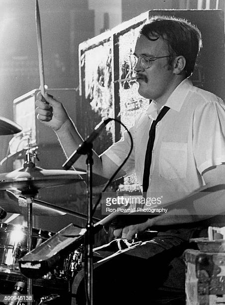  wishes a HAPPY BIRTHDAY to BUN E CARLOS of 