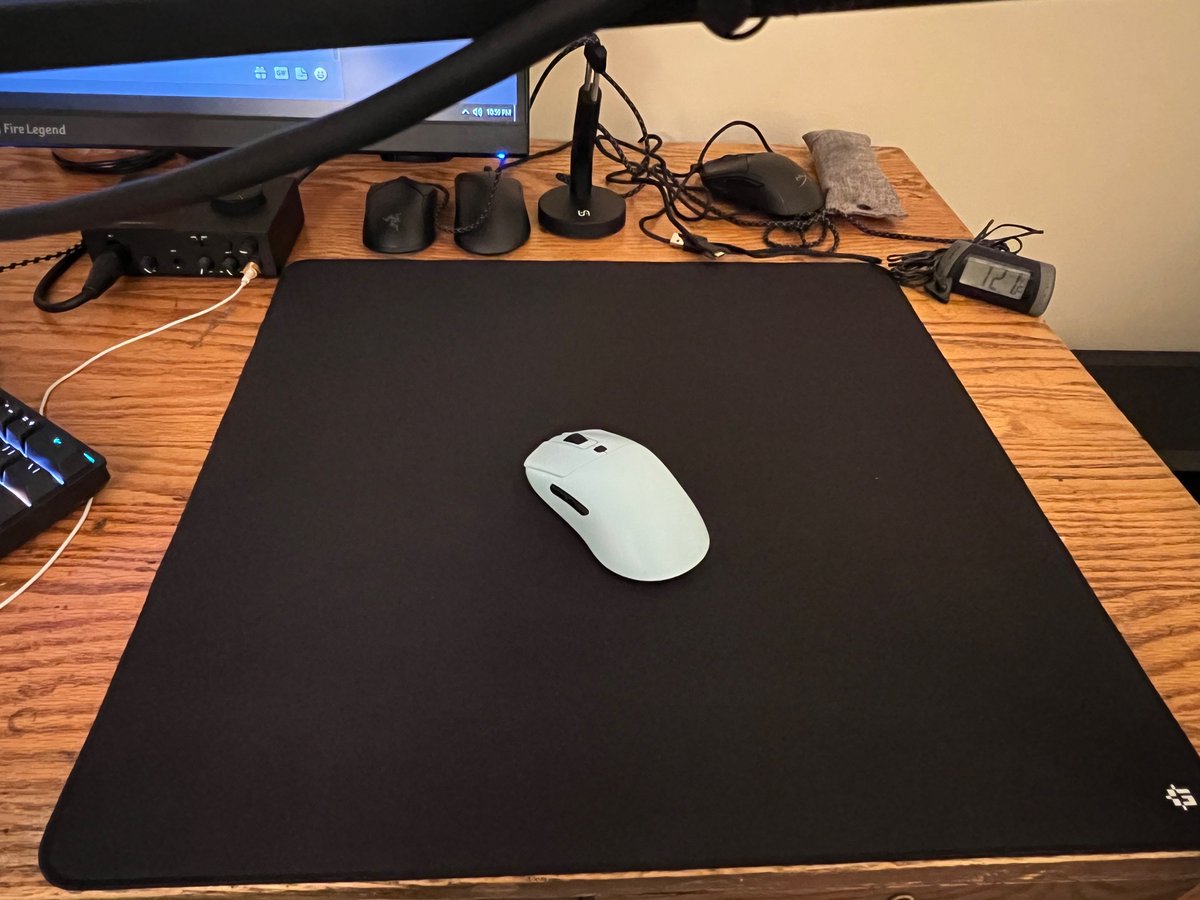 GameSense 1x Rush GIVEAWAY! 
 
To Enter :
✅Follow 
ME
✅Like &amp; RT
✅COMMENT Your favorite mouse

Ends in 7 days! | #VALORANT #ApexLegends