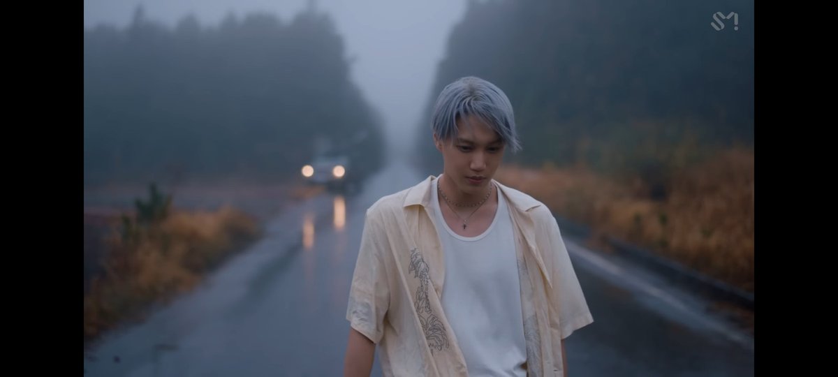 HamsterXiumin's tweet photo. Thanks for the song. I really enjoy and got emotional for a moment. MV-nya juga cantik chill aku suka https://t.co/GLwroFpBRw