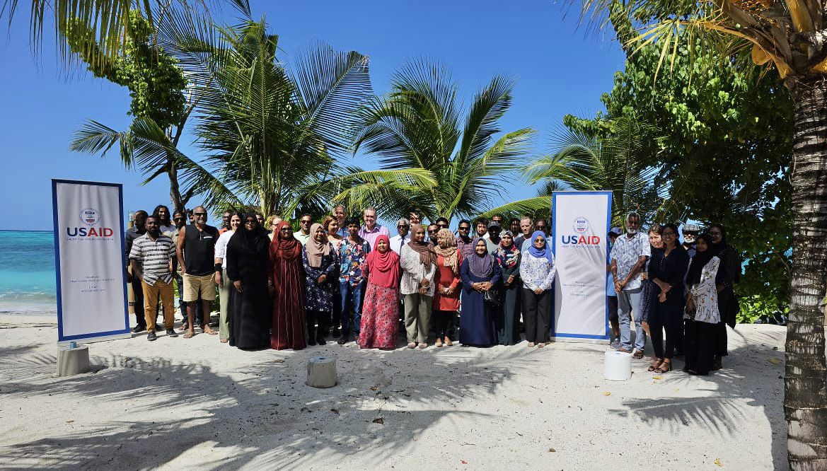At the Climate Adaptation Project’s “Horsburgh Atoll Sustainable Tourism Management Planning” workshop by @usaidmaldives <a href="/USAIDCAP/">USAID Climate Adaptation Project</a> in B.Fehendhoo Snr.Environment Officer Zaina Shareef highlighted the importance of environment conservation&amp;preservation for sustainable tourism.