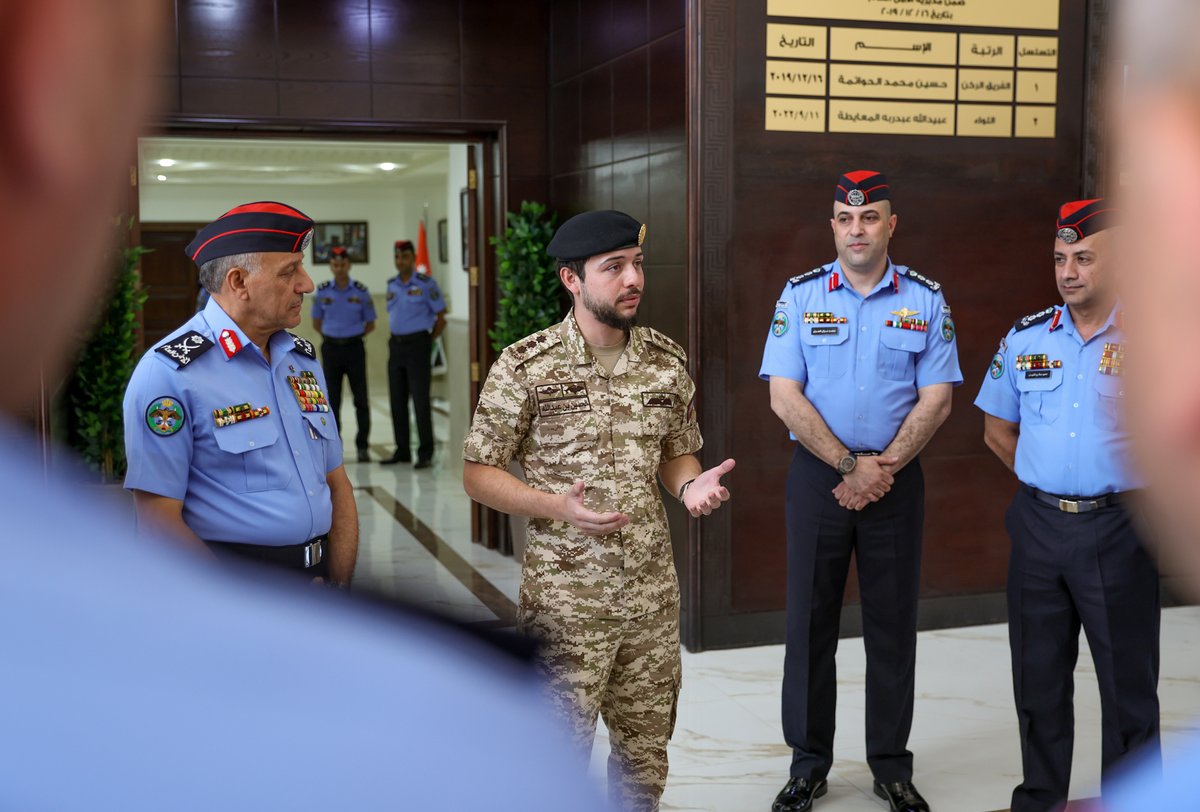 RHCJO's tweet photo. His Royal Highness Crown Prince Al Hussein visits the Public Security Directorate and praises the performance of its personnel and their important role in serving #Jordan’s institutions and citizens https://t.co/ra9eqmWjf9